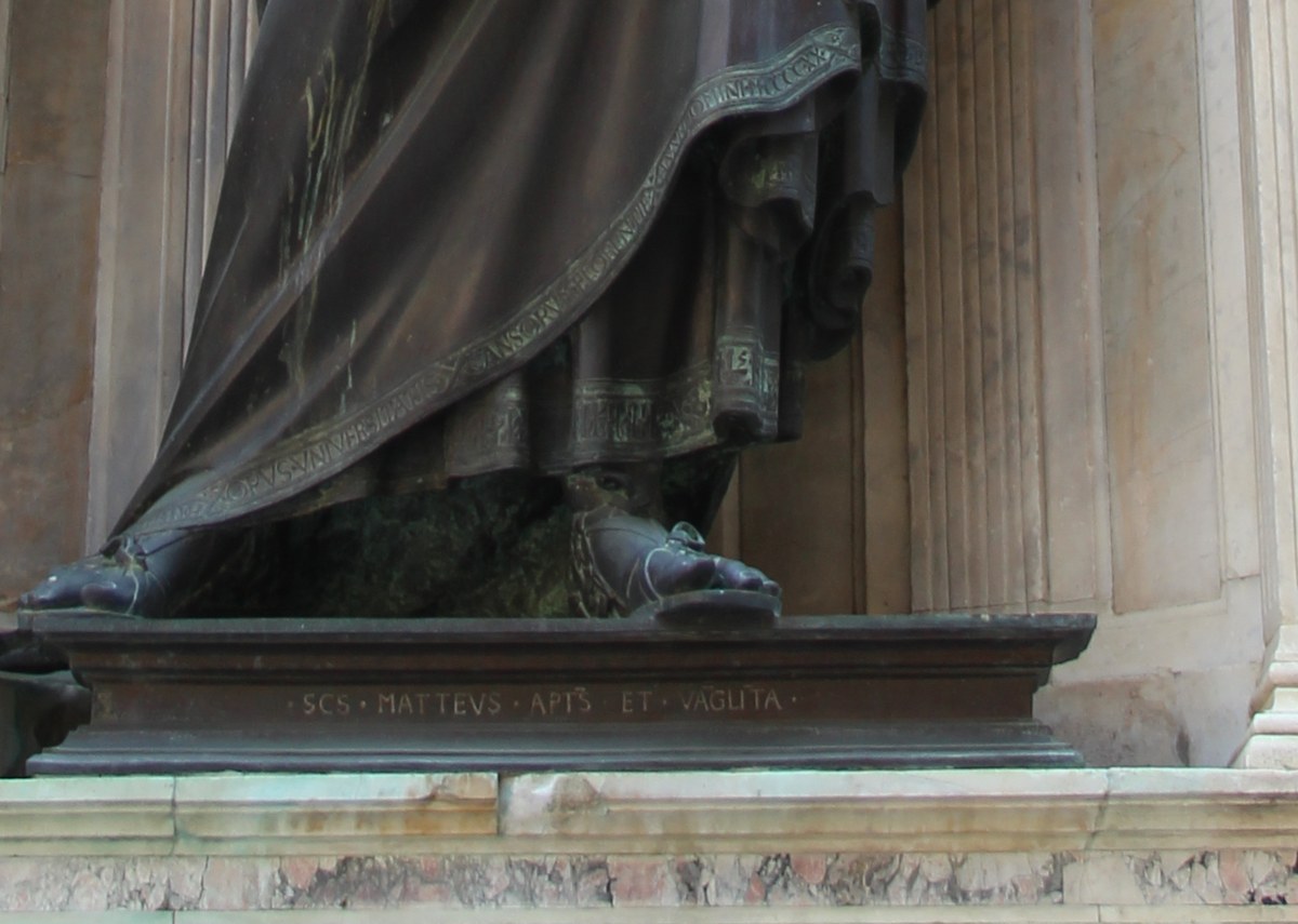 Feet and elevated base detail from the exterior replica of Ghiberti’s St Matthew